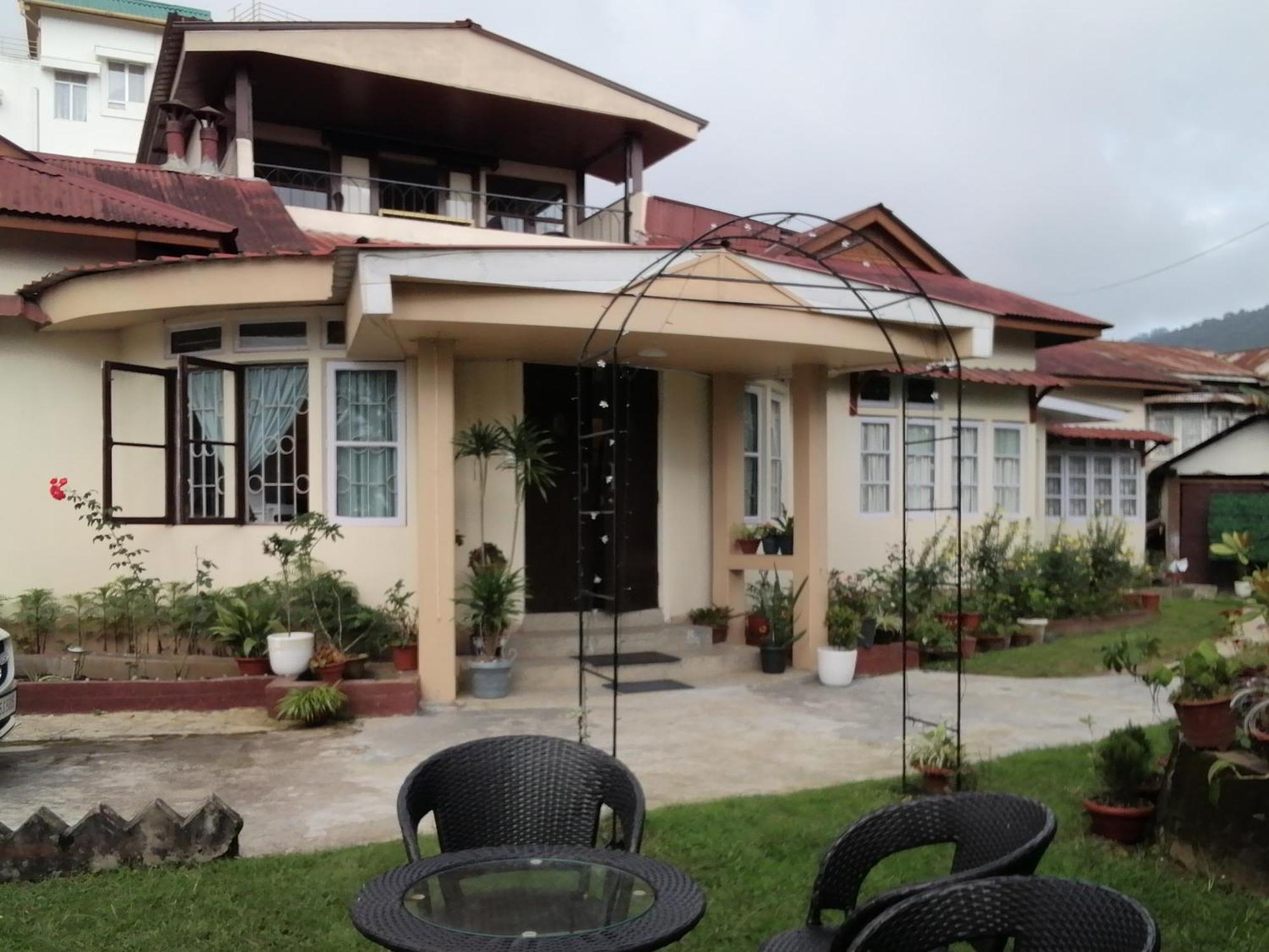 Montevideo Boutique Homestay Shillong Bagian luar foto